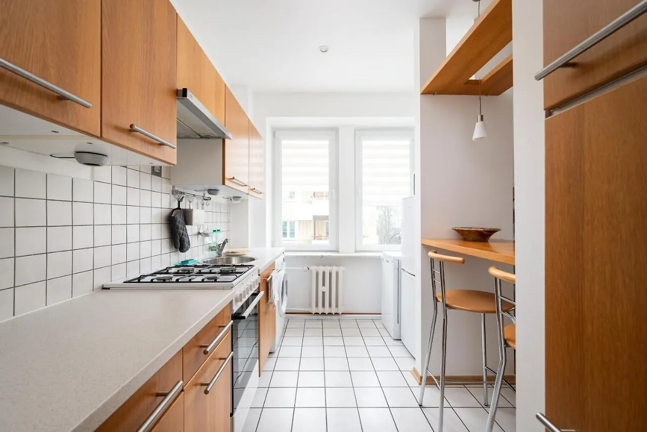 Metro Raclawicka Standard Apartment ワルシャワ ポーランド